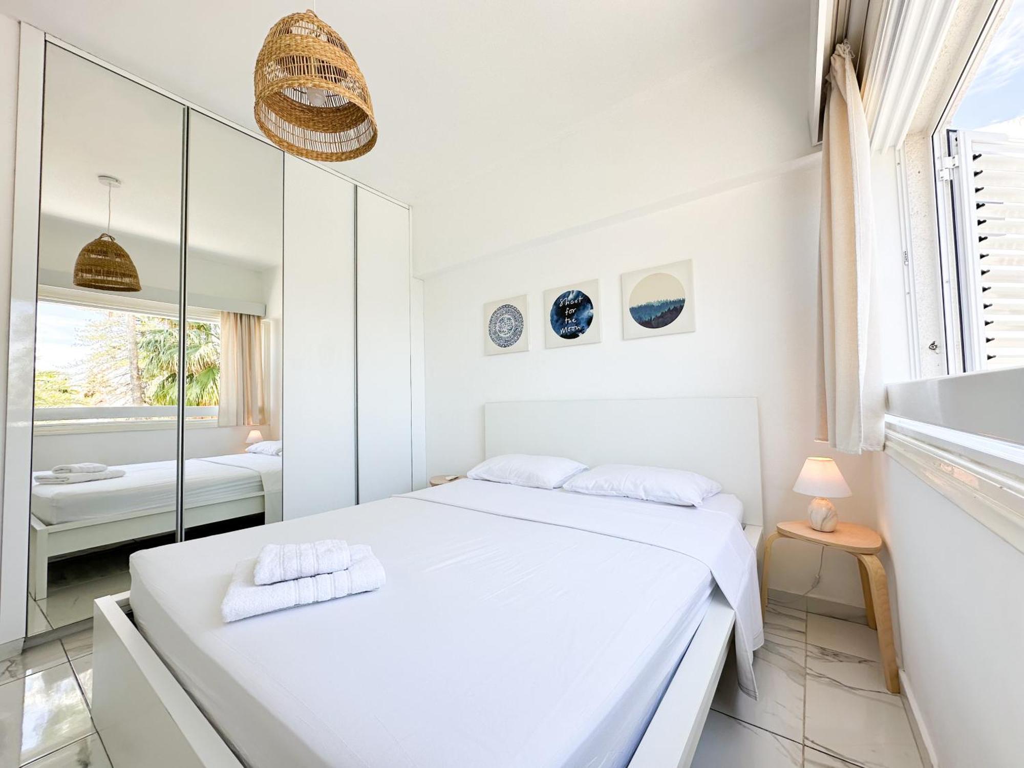 Real Center Apartment Larnaca Luaran gambar