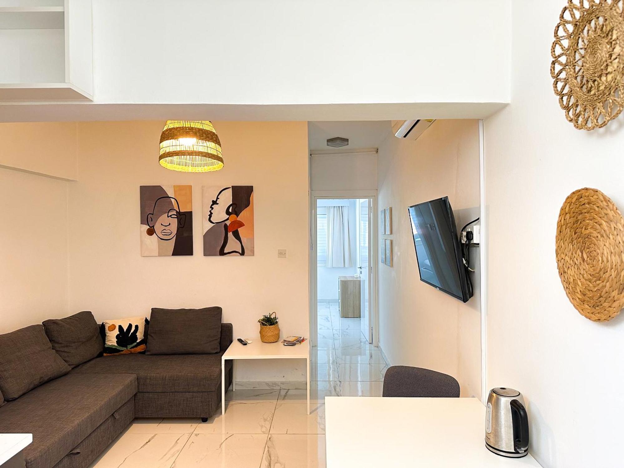 Real Center Apartment Larnaca Luaran gambar